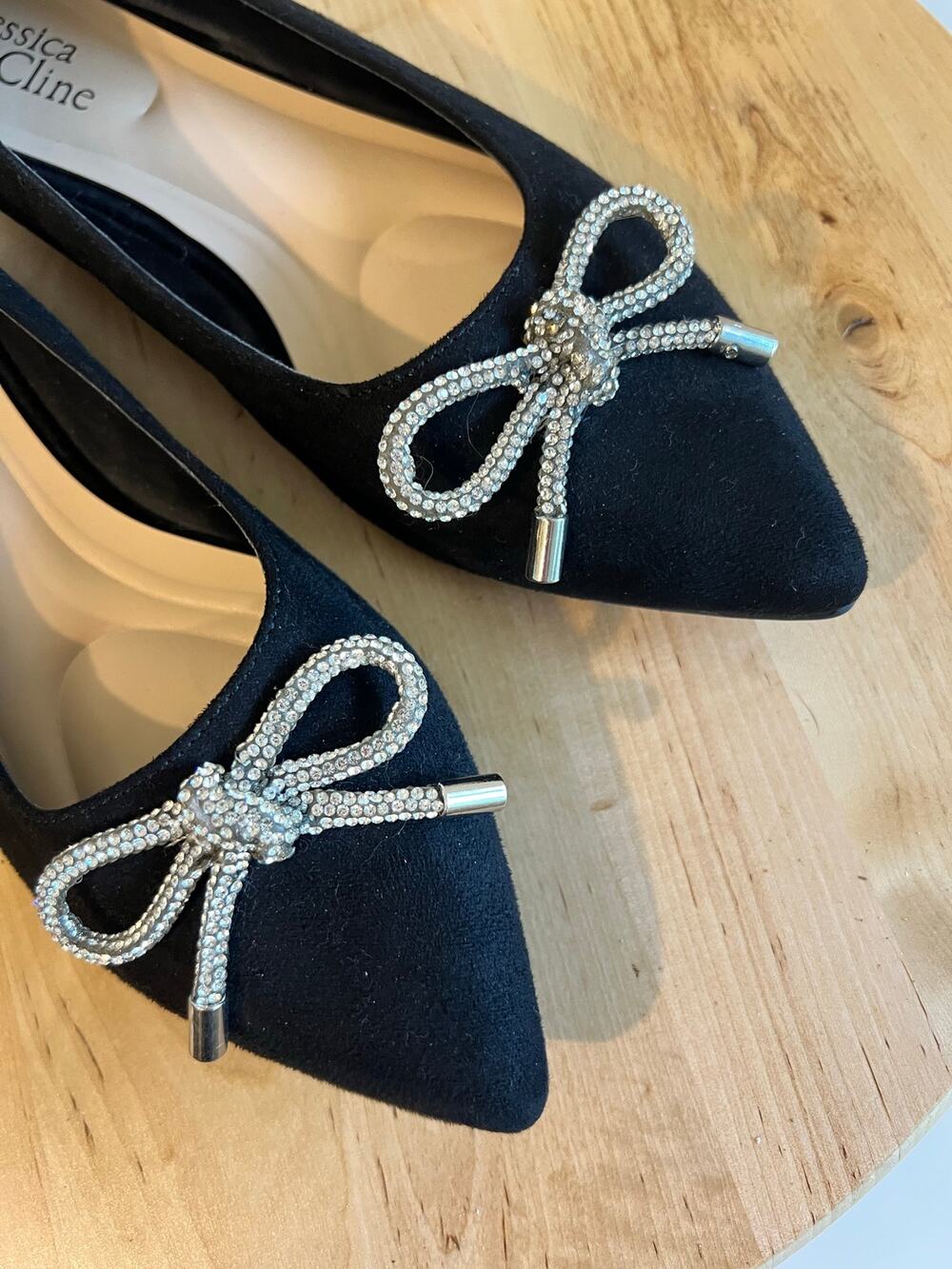 Black Velvety Suede Pointed Toe Crystal Bow Detail Ballet Flat Shoe Size 8